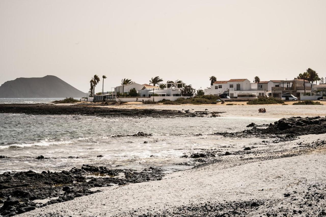 Villa La Maja Beachfront Corralejo Exterior photo