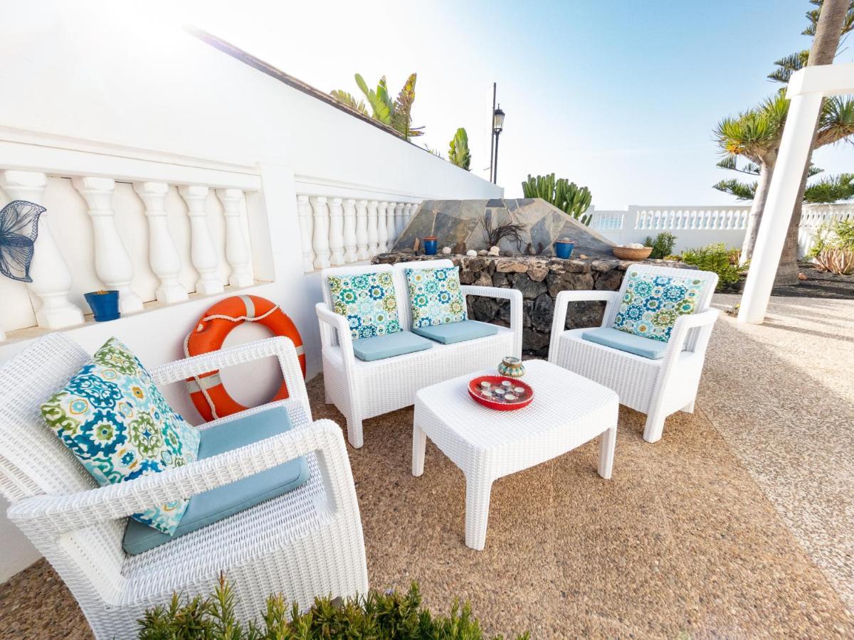 Villa La Maja Beachfront Corralejo Exterior photo